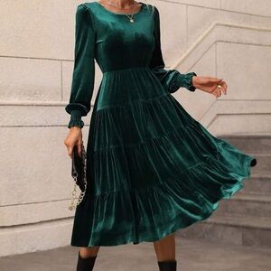 Elegant Green Velvet Dress